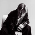 ENNIO aus München: Der Indie-Pop-Sänger mit der Bariton-Stimme und dem Isar-Herz